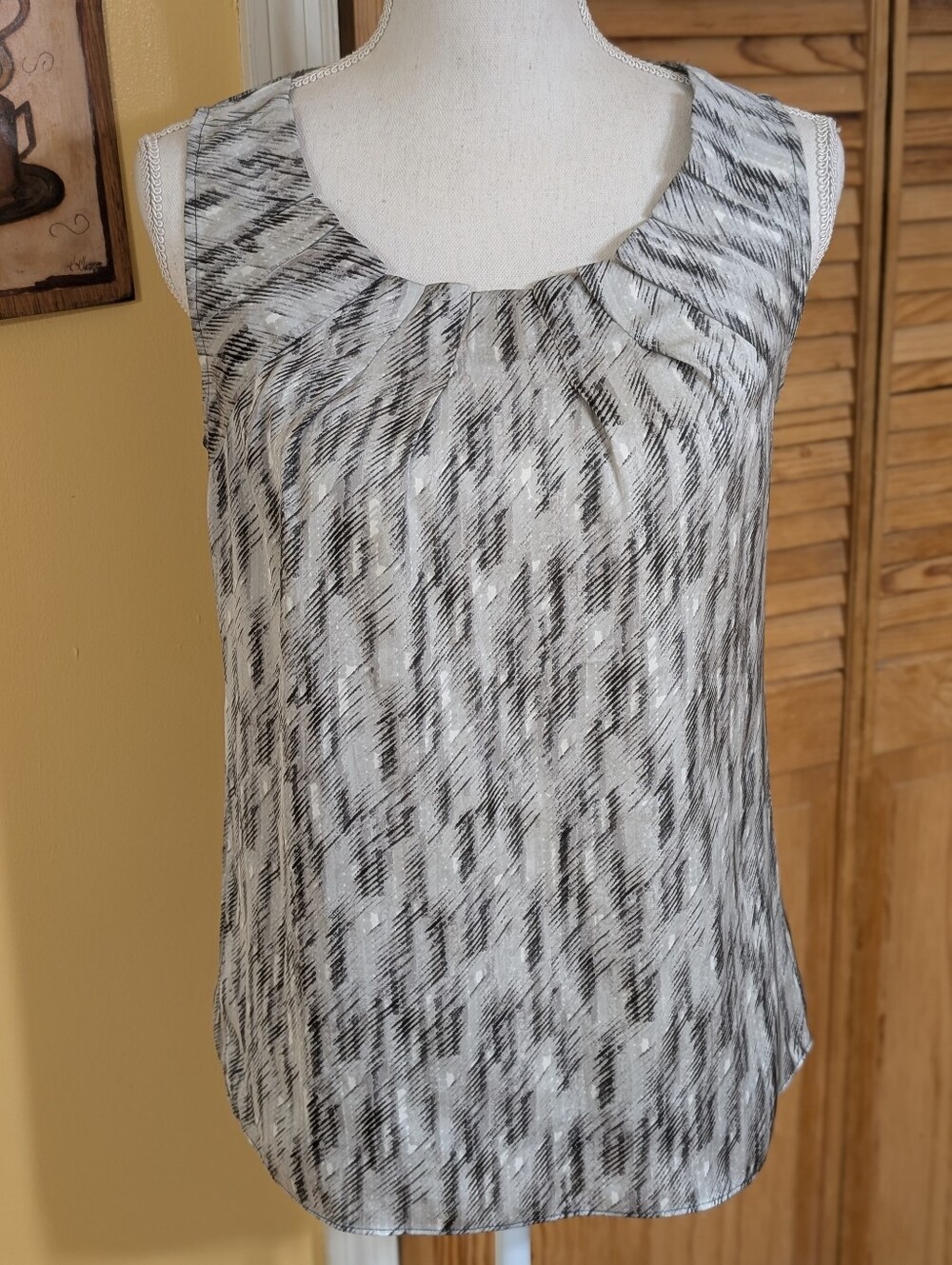 ANN TAYLOR Gray/Black Sleeveless Top 2